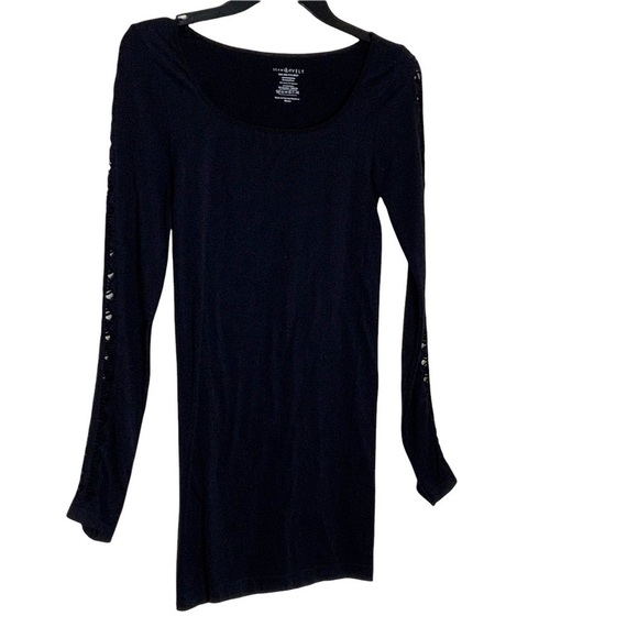 𝅺LONG sleeve black bodycon dress with composition. - Picture 4 of 6